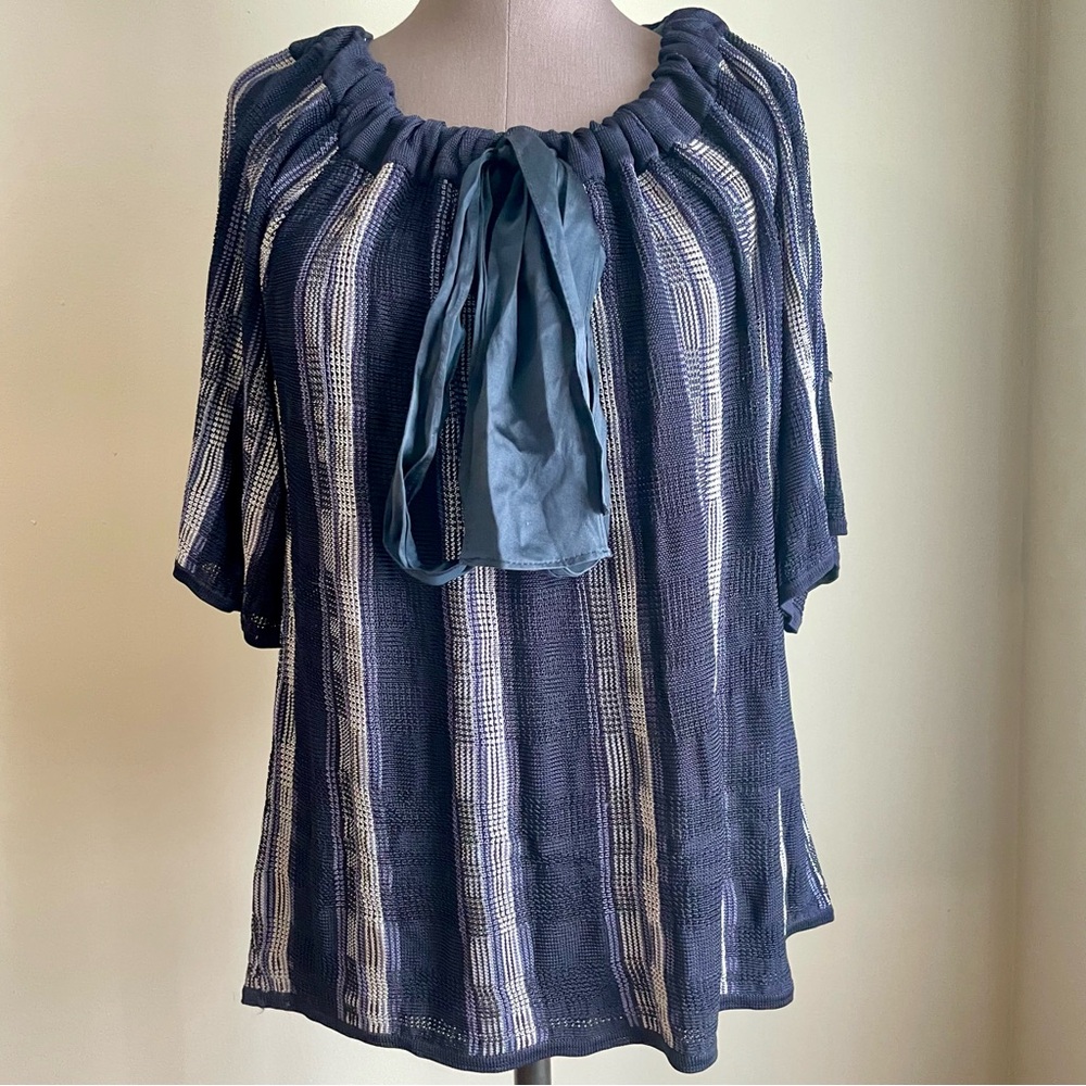 Dana Buchman short sleeved navy striped knit scoop neck top